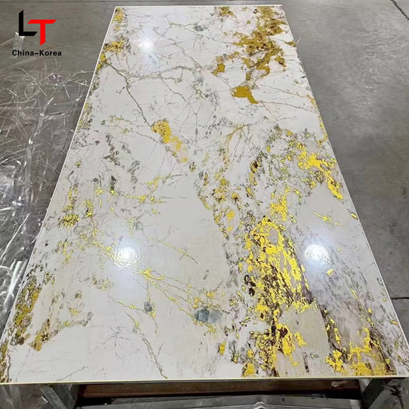 Vodotěsná 1220×2440 mm 3mm PVC UV deska pro interiér Dekorace nástěnného panelu s vysokým leskem pro dekoraci domácí kanceláře