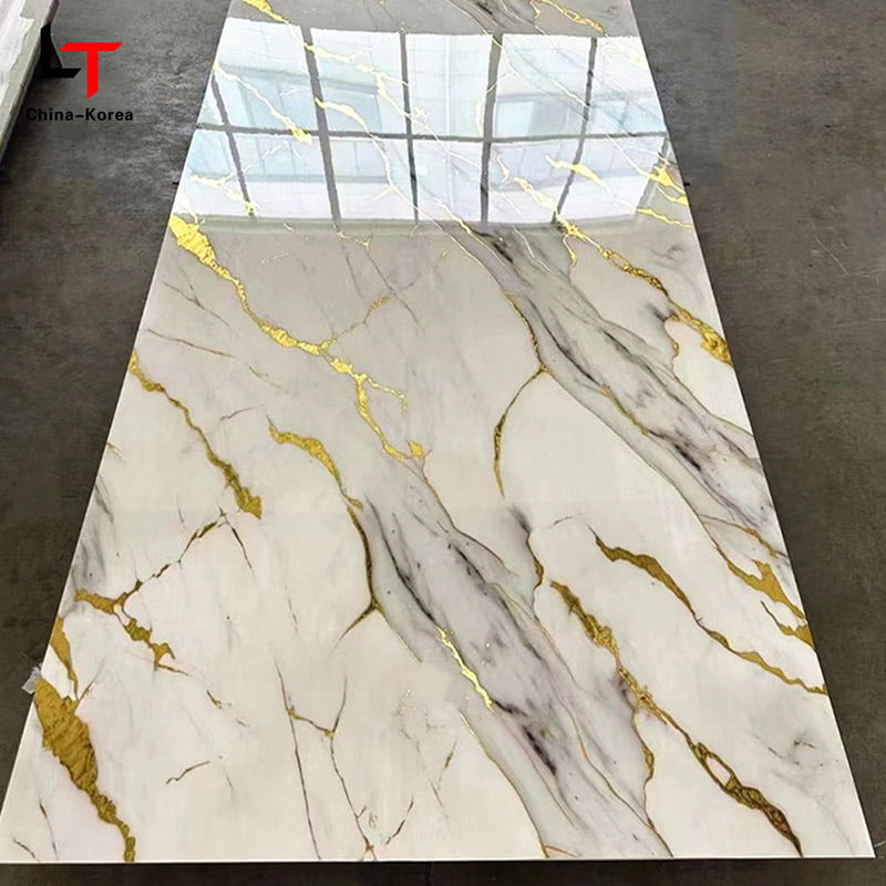 Vodotěsná 1220×2440 mm 3mm PVC UV deska pro interiér Dekorace nástěnného panelu s vysokým leskem pro dekoraci domácí kanceláře