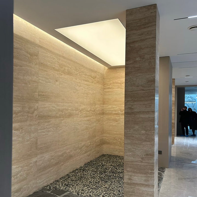 Ohnivzdorné dlaždice Dýha Umělý interiér Ohebný měkký obklad stěn Travertin Umělý flexibilní měkký kámen stěnové panely