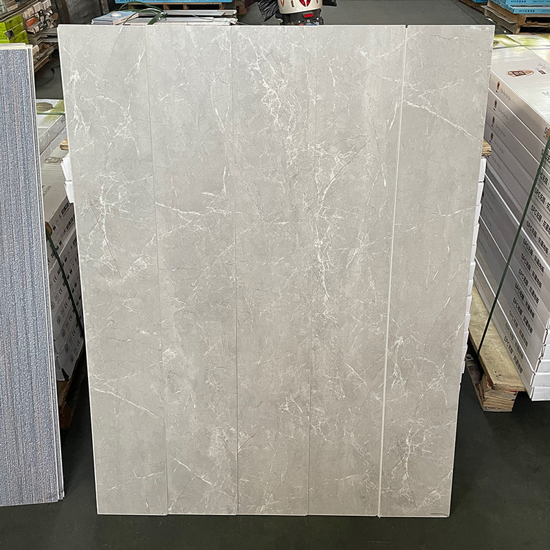 Bílý a černý mramor Dřevěné zrno Pevné jádro Interlock Click Lock Vinylová podlaha Piso PVC interiér Click Piso SPC podlaha