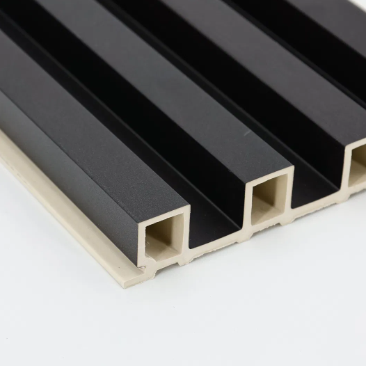 Jak vybrat tloušťku stěnového panelu WPC? Kompletní průvodce 5mm, 7mm, 9mm a 12mm aplikacemi
